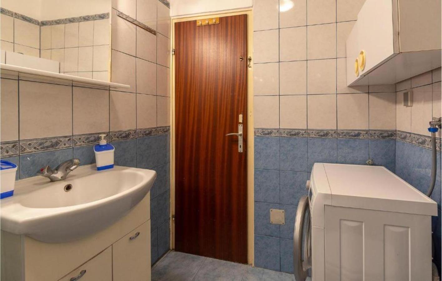 Apartman Ema 4+2 Koromacno Exterior photo